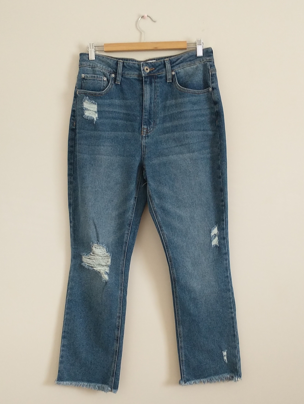 True Craft Distressed Straight-Leg High-Rise Jeans in Blue Wash. SIZE 13R
